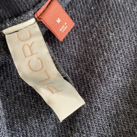 NWOT PILCRO/ Anthropologie brand black/gray pullover top with gathered V back. - Picture 6 of 7